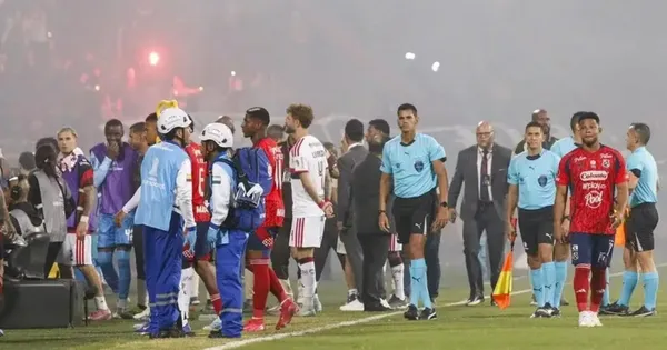Disturbios en DIM vs Flamengo