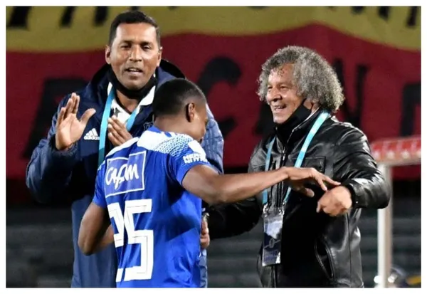 Alberto Gamero se dio cuenta que hay un jugador que se volvería intocable aparte de Juan Moreno y no lo sacará de su 11 titular