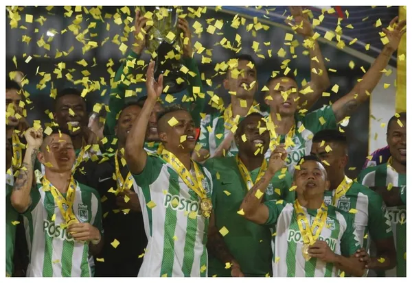 Alcanzó la gloria con Atlético Nacional pero ahora su futuro podría estar en un humilde equipo de Europa.
