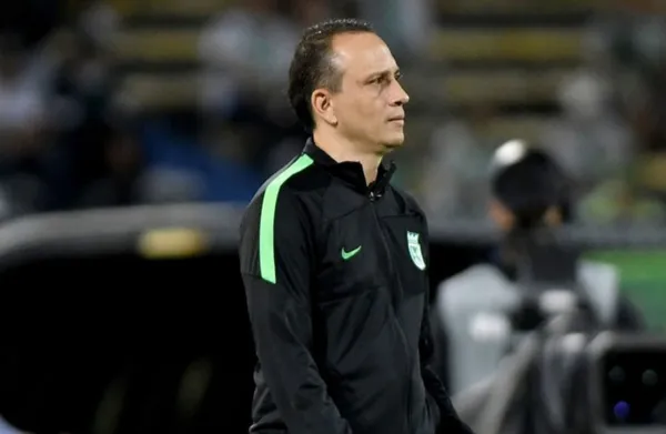 Alejandro Restrepo se excusó en que empató contra el Deportivo Pereira porque el rival era competitivo y dijo otras palabras que preocupan a los hinchas “Verdolagas”.