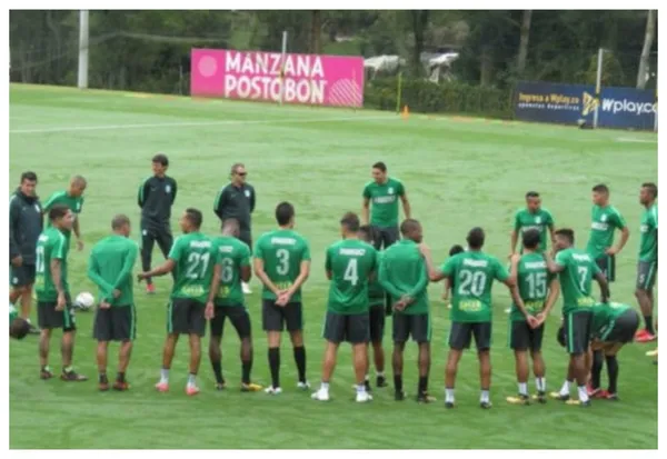 Alexandre Guimarães sigue mirando nuevos talentos y tiene a esta nueva joya en delantera que puede borrar a Tomás Ángel