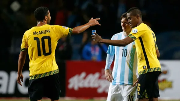 Algunos jugadores han manifestado su admiración por la destacada carrera deportiva del argentino en la elite futbolística