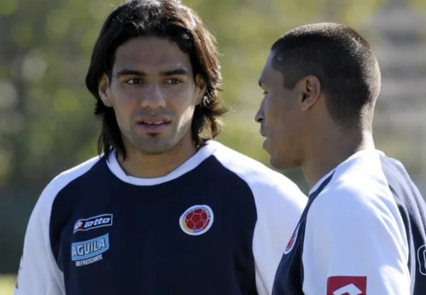 Ambos futbolistas se destacaron en el competitivo fútbol italiano, sin embargo, la suerte y malas decisiones no dejaron brillar al astro brasileño.