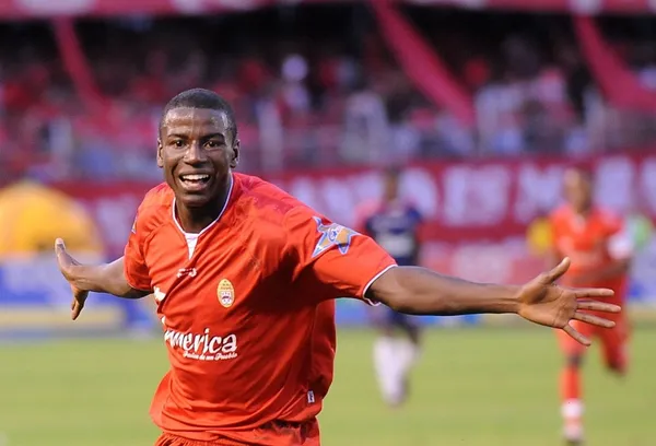 América de Cali quiere un socio en el ataque para Adrián Ramos y esta opción sería genial, armarían una dupla imparable.