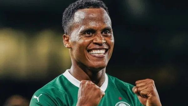 Arias vería con buenos ojos regresar