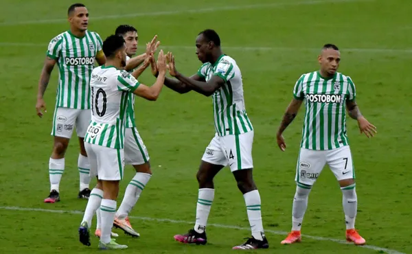 Atlético Nacional no llegó a un acuerdo con el Cortuluá sobre el caso de Fernando Uribe. Esto generó que se les venciera el plazo este viernes, 06 de agosto de 2021, para inscribir a sus refuerzos ante la Dimayor. Esto tendrá un efecto negativo sobre las aspiraciones al título, porque deben seguir con la misma plantilla del semestre pasado. El cuadro “Verdolaga” dejó saber su posición mediante un nuevo comunicado.