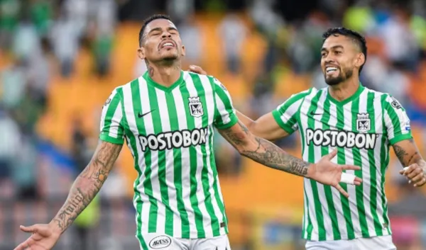Atlético Nacional venció dos goles a cero al Deportivo Cali en la jornada cuatro de la Liga Betplay. El cuadro “Verdolaga” a pesar de todos los problemas que tienen por no poder inscribir a sus refuerzos no bajan la guardia. Alejandro Restrepo está usando una fórmula táctica que le ha funcionado para solucionar de momento partido a partido. Jonatan Álvez quiere seguir en el cuadro "Verdolaga" y está haciendo goles.