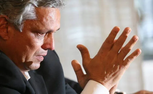 Aunque se espera el anuncio oficial por parte de la Federación, es bien sabido que en las cláusulas del contrato estipula el fin si no clasifica al Mundial.