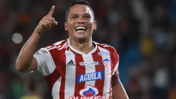Bacca se acerca al DIM