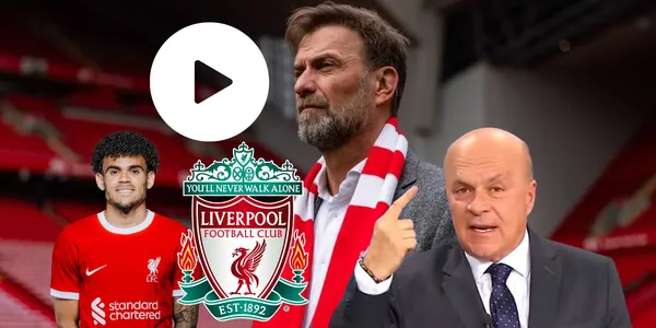 Carlos Antonio Vélez hablando, Luis Díaz, Jürgen Klopp y el escudo del Liverpool