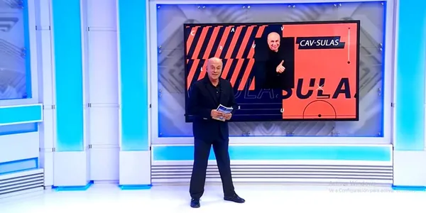Carlos Antonio Vélez hizo un sorpresivo anuncio con Win Sports.