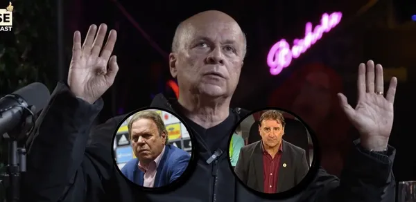 Carlos Antonio Vélez sorprendido por un personaje en la FCF.