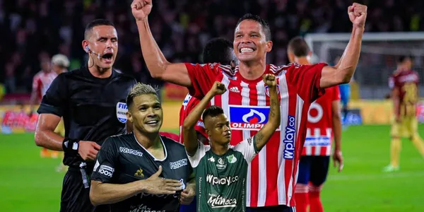 Carlos Bacca en reunión con Teófilo Gutiérez y El Chino Sandoval.