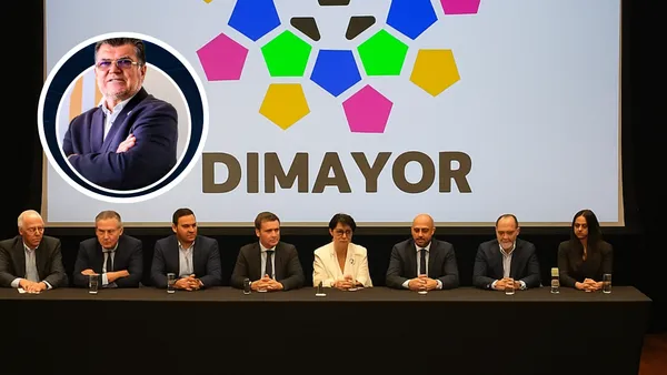 Carlos Mario Zuluaga y los cambios que propone en la DIMAYOR para el FPC en 2026 Foto: DIMAYOR y Chat GPT