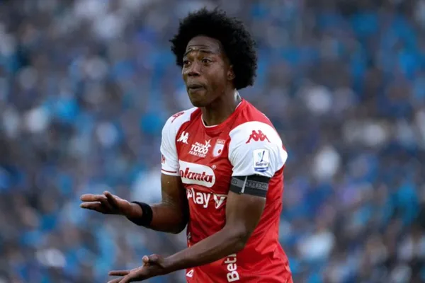 Carlos Sánchez le bajaría el pulgar a su continuidad en Santa Fe.