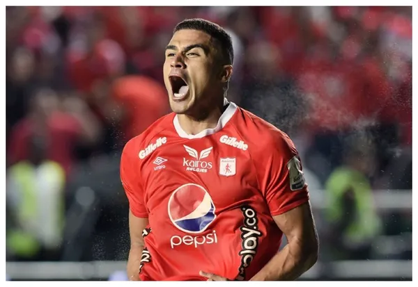 Carlos Sierra tiene un pie fuera de América de Cali y mira el equipo que lo quiere fichar el 2021