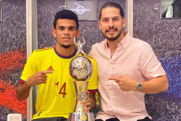 Carlos Van Strahalen es el agente del colombiano Luis Díaz y soltó una frase que dejó entrever algunas pistas de los clubes interesados en “El Guajiro”.