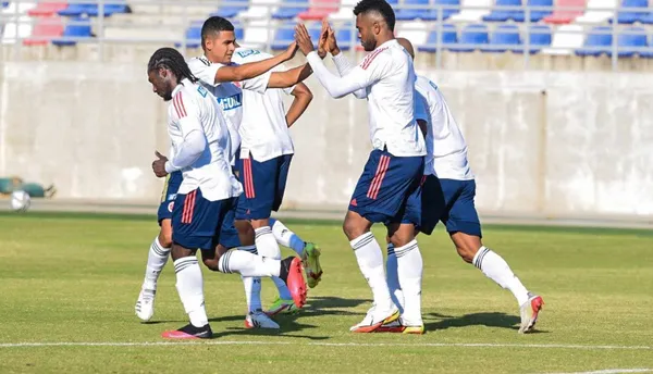 Con la creciente falta de gol la prensa especializada y los fanáticos piden a James Rodríguez y a Juanfer Quintero podrían ser la solución de cara al gol.