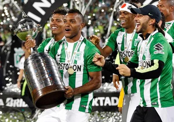 Con las ventas realizadas en Atlético Nacional por concepto de los jugadores: Miguel Ángel Borja al Palmeiras por $9.8 millones de euros, Marlos Moreno al Manchester City por $5.5 millones de euros y por Yerson Mosquera al Wolverhampton por $5.2 millones de euros; lograron tener un ingreso total de $20.5 millones de euros.