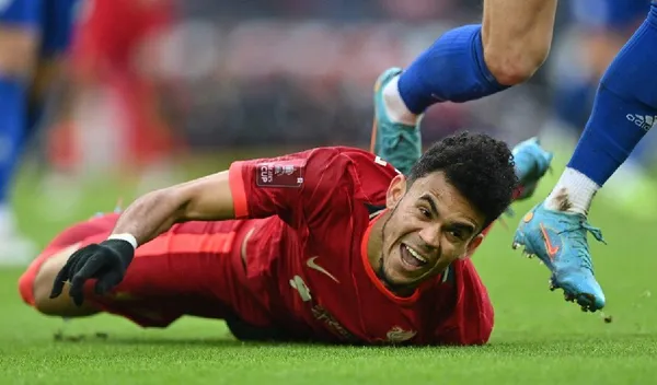 Continúan llegando los elogios para el guajiro en su debut desde toda Colombia, pero nace una duda. ¿será que lo están mimando mucho, será que en Inglaterra lo ven igual?, los entendidos dieron su veredicto.