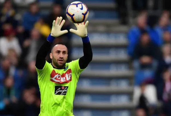 David Ospina en el Napoli tiene poca continuidad deportiva por los caprichos de su entrenador y el colombiano es pretendido por la Juventus para el próximo mercado de pases.