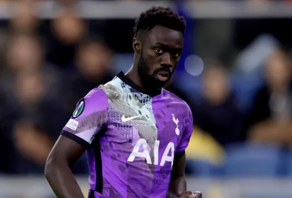 Davinson no pasa por su mejor momento deportivo en el Tottenham y por ese motivo la prensa en Inglaterra asegura que volvería al Ajax y el jugador dio una lectura de ese club.