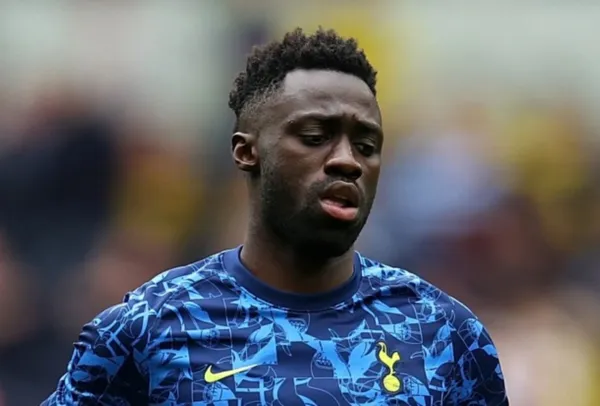 Davinson Sánchez espera salir pronto del Tottenham de Inglaterra y vincularse con un club que lo ayudó en sus inicios.