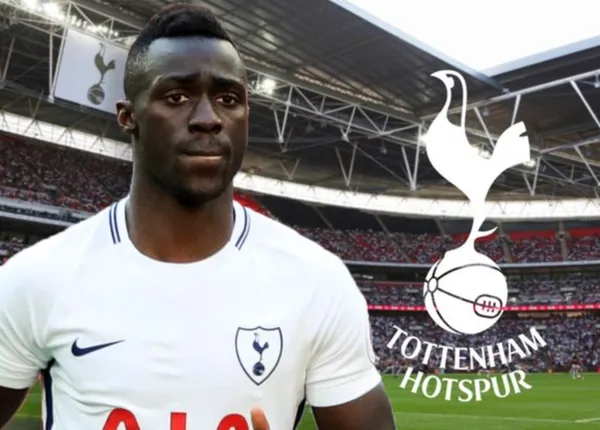 Davinson Sánchez no pasa su mejor momento en el Tottenham de Inglaterra porque ha sido enviado a la banca por uno de los nuevos jugadores del equipo.