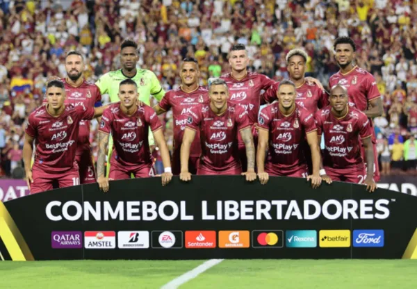 Deportes Tolima no aprovechó la localía y perdió 2-0 contra Atlético Mineiro. Luego del partido los hinchas atacaron el planteamiento de Hernán Torres y algunos jugadores que no sudaron la camiseta como Michael Rangel, Andrés Ibarguen y Yohandry Orozco.