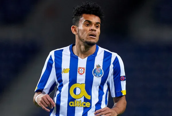 Díaz no deja de sonar como una posible alternativa de venta para el venidero mercado de pases y su actual club visualiza quién podría reemplazarlo.