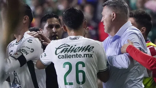 Dura sanción para Óscar García tras incidente en el campo. Foto: Instagram