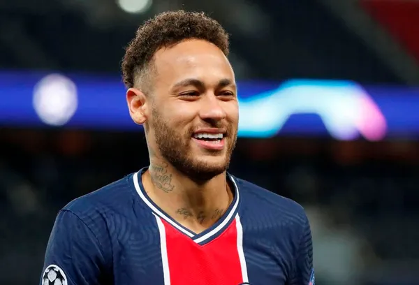 Duván Vergara hace algún tiempo dijo en tono de broma: "Yo no me parezco a Neymar, él se parece a mí"; el crack colombiano anda muy bien en México; pero todavía no lo llaman a la Selección Colombia.