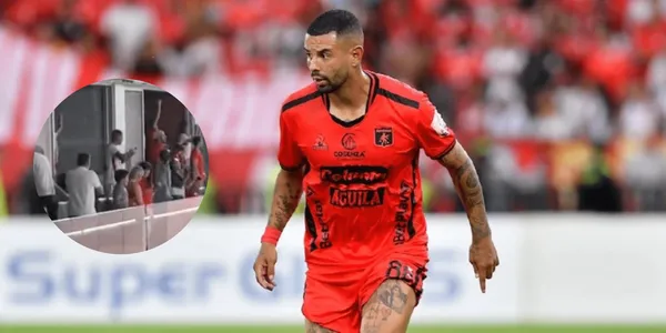 Edwin Cardona disfrutó de la goleada del América de Cali de la mejor manera.