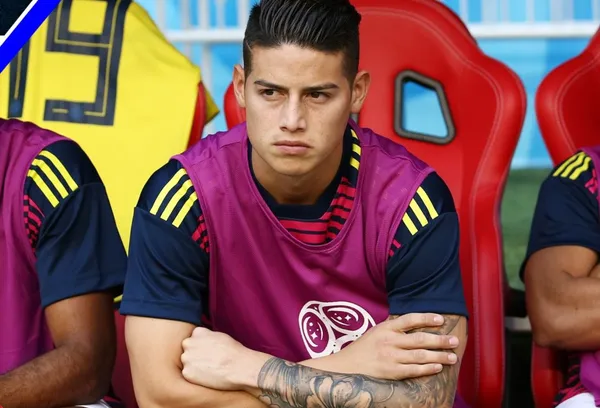 El “10” de la Selección Colombia compartió en las redes sociales un poco más de su nuevo look de cabello azul turquesa, pero en la foto hubo un detalle que muchos de sus fans no le perdonaron para reírse.