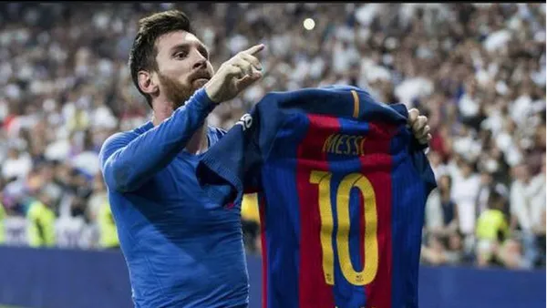 El argentino vistió por primera vez la dorsal '10' en FC Barcelona para la temporada 2008/09 como principal figura de ataque