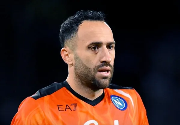 El arquero colombiano no pudo sacar su arco en cero contra el Atalanta de Duván Zapata y Luis Muriel. Se complicó el equipo de Ospina.