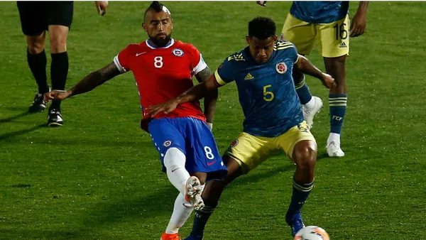 El atacante chileno hizo su debut con la selección en 2007 y desde entonces ha aprticipado de 139 disputas oficiales