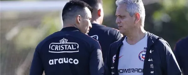 El capitán hizo fuertes declaraciones sobre el proceso del DT cafetero en la Selección de Chile.