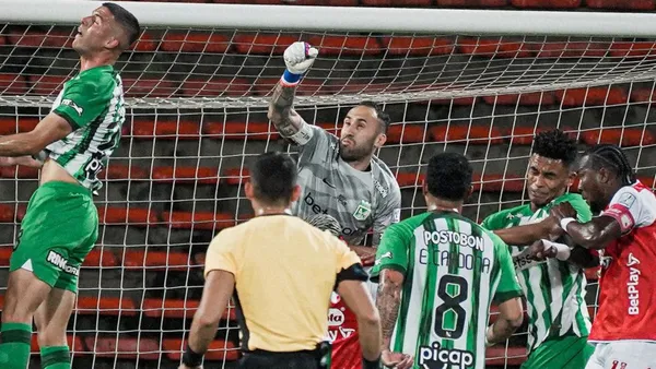 ¡El clásico se puso caliente! Juárez y Peirano casi llegan a las manos. Foto: Instagram