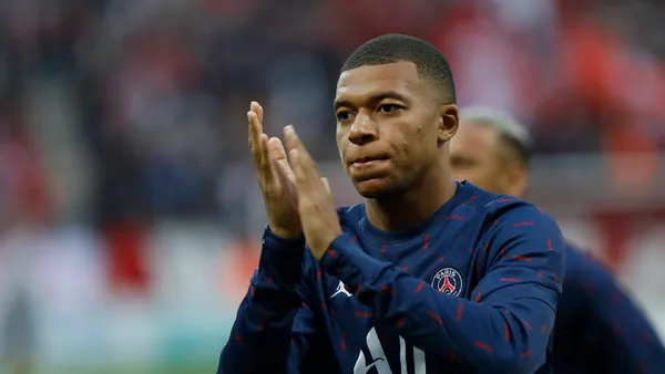 El club español superó el límite que había establecido para fichar a Mbappé sin embargo no recibió respuesta por parte de las directivas 'Parisinas'