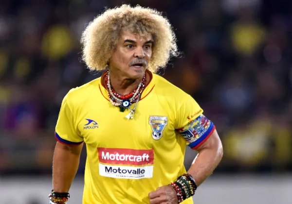 El colombiano Carlos Valderrama es una figura que suele compartir en las redes sociales parte de su día a día y acaba de volver a confirmar que la conexión que tiene con su esposa es única.