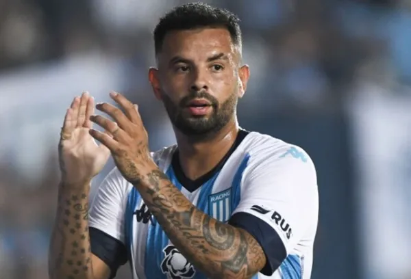 El colombiano cometió un grave error en Argentina y es el hazmereir de todo el balompié de ese país.