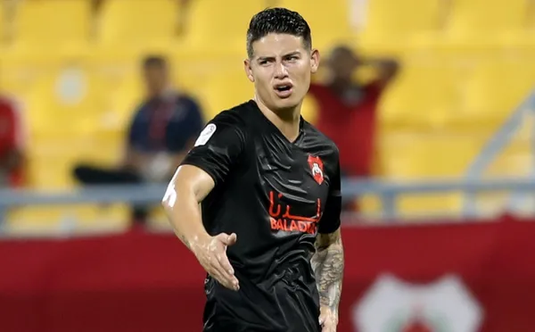 El colombiano debutó oficialmente con el Al-Rayyan SC pero no fue la presentación esperada y eso generó una ola de memes en las redes sociales.