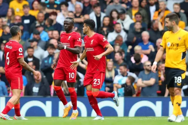 El colombiano fue titular en la victoria de Liverpool 3-1 ante Wolverhampton en la Premier League y recibió una gran sorpresa.