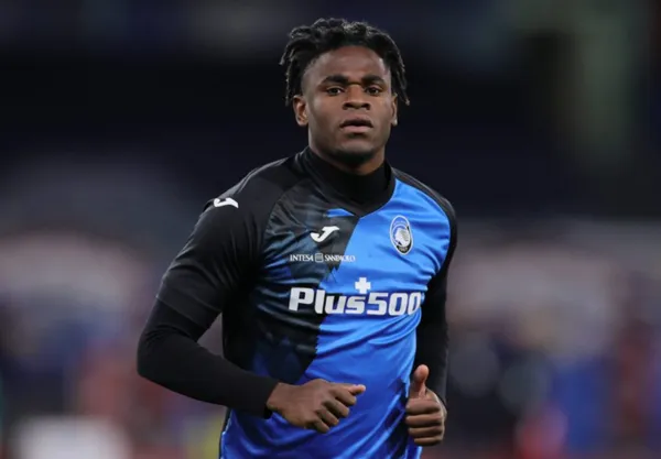 El colombiano fue uno de los delanteros titulares contra el Inter de Milán y perdió la oportunidad de demostrarles el poder ofensivo que él les podía dar por la salida de Romelu Lukaku.