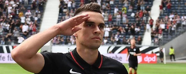 El colombiano hizo un golazo en Europa League y se lo dedicó al Coloso de Buenaventura.