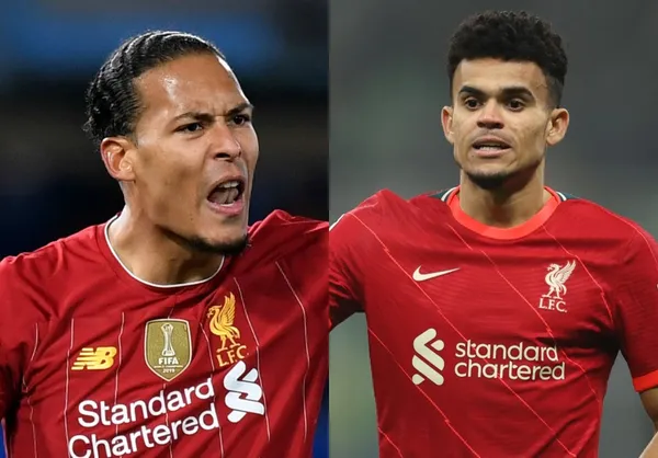 El colombiano Luis Díaz se vio comprometido en una jugada contra el Chelsea y tuvo un llamado de atención de Virgil van Dijk .