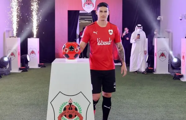 El colombiano quedó excluido del primer partido que hubo tras su llegada y en 4 días podría darse un nuevo chance.