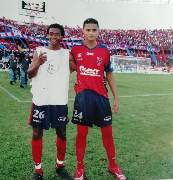 El colombiano revelo lo que tuvo que pasar en Argentina mientras presentaba pruebas para Boca Juniors.