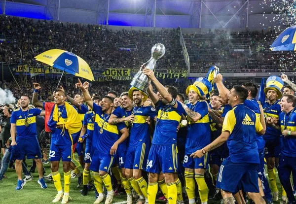 El colombiano Sebastián Villa es jugador que no ha sido tomado en cuenta en la Selección Colombia, ha mejorado pero tiene un proceso que no lo termina de acercar al equipo de su país.